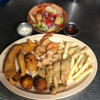 92 Restaurant - Sample of what out Deluxe Seafood platter looks like - American Near Me - Fred, Texas 92 Restaurant - Sample of what out Deluxe Seafood platter looks like - American Near Me - Fred, Texas