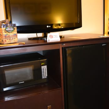 Holiday Inn Express - flatscreen tv, microwave and fridge - Hotels Near Me - Boston, Massachusetts Holiday Inn Express - flatscreen tv, microwave and fridge - Hotels Near Me - Boston, Massachusetts