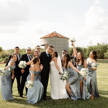 Bloom And Forage Farm - Quincy Lake Farms Spring Wedding Flowers - Florists Near Me Bloom And Forage Farm - Quincy Lake Farms Spring Wedding Flowers - Florists Near Me