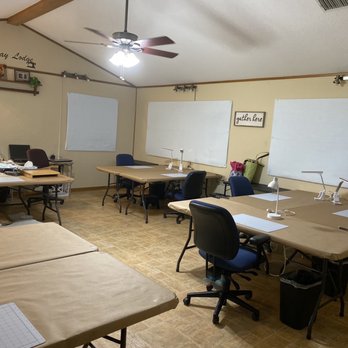 Cutaway Lodge & Retreat - Hotels Near Me - Clute, Texas Cutaway Lodge & Retreat - Hotels Near Me - Clute, Texas