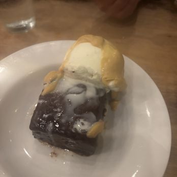 Angelo's Taverna - Brownie dessert - Italian Near Me - Littleton, Colorado Angelo's Taverna - Brownie dessert - Italian Near Me - Littleton, Colorado