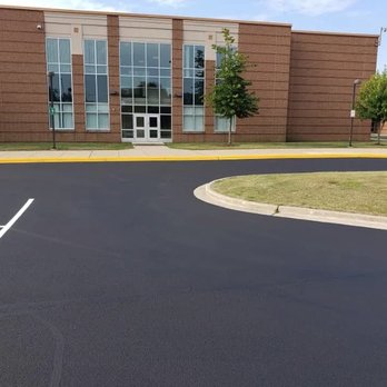 Black Ice Sealcoating - Masonry/Concrete Near Me - Highland, Indiana