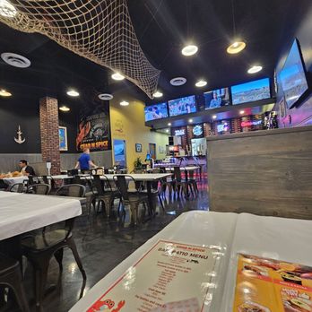 Crab N Spice - Atmosphere - Seafood Near Me - Corona, California Crab N Spice - Atmosphere - Seafood Near Me - Corona, California