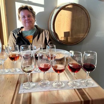Maiolatesi Wine Cellars - Flights - Wineries Near Me - Scott Township, Pennsylvania