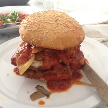 Sugo - Veal sandwich - Italian Near Me - Toronto, Ontario Sugo - Veal sandwich - Italian Near Me - Toronto, Ontario