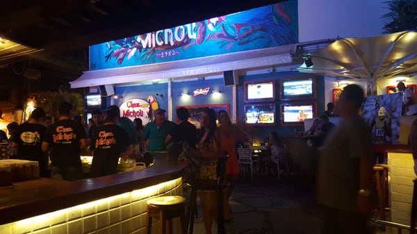 Chez Michou: Crepe, Crepe doce, Crepe salgado, Lanche, Drinks, Delivery, Búzios by null