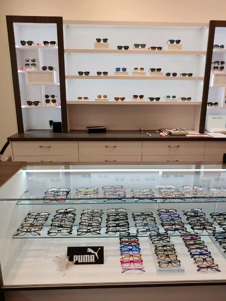 COHEN’S FASHION OPTICAL Updated September 2024 The SoNo Collection, Norwalk, Connecticut