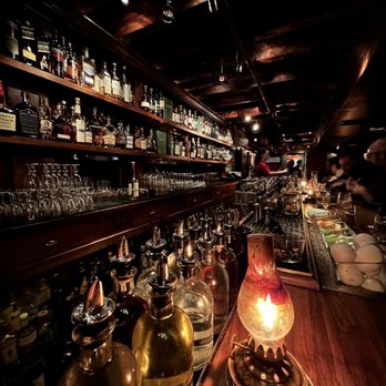The Dead Rabbit - Cocktail Bars Near Me - New York, New York