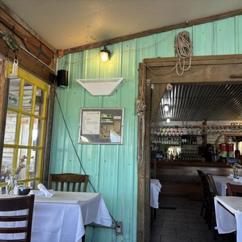 Fisherman's Corner - Inside - Cajun/Creole Near Me - Pensacola, Florida Fisherman's Corner - Inside - Cajun/Creole Near Me - Pensacola, Florida