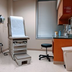 Memorial Hermann-GoHealth Urgent Care - Exam Room