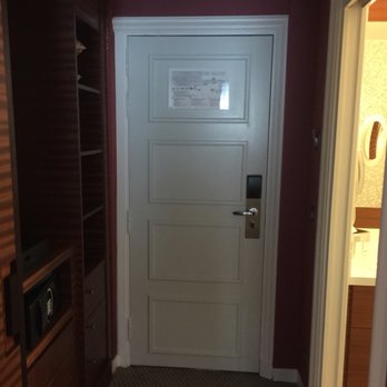 Hotel Barriere le Normandy - Bedroom entrance - Hotels Near Me - Deauville, 14 Hotel Barriere le Normandy - Bedroom entrance - Hotels Near Me - Deauville, 14