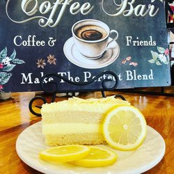 Limoncello mascarpone cake