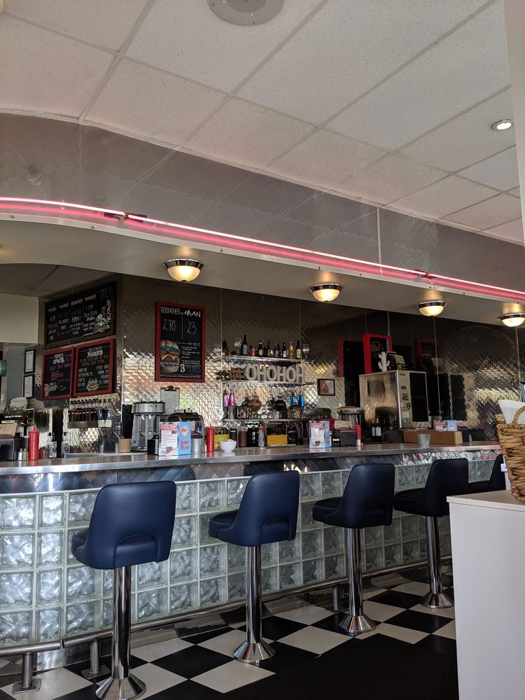 MEL’S DINER 50 Photos & 50 Reviews 645 Westmount Road E, Kitchener