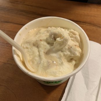 Rori's Artisanal Creamery - Honey almond crunch - Ice Cream & Frozen Yogurt Near Me - Montecito, California Rori's Artisanal Creamery - Honey almond crunch - Ice Cream & Frozen Yogurt Near Me - Montecito, California