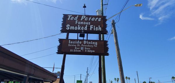 Ted Peters Famous Smoked Fish by null
