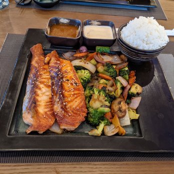 Harmony Steakhouse - Salmon hibachi - Teppanyaki Near Me - Whitestown, Indiana Harmony Steakhouse - Salmon hibachi - Teppanyaki Near Me - Whitestown, Indiana