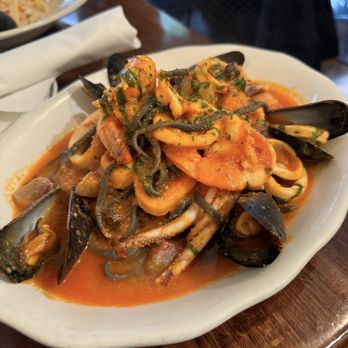 Il Corallo Trattoria - Cioppino with Squid Ink Taglierini - Italian Near Me - New York, New York