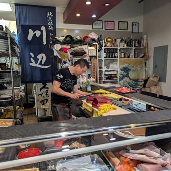 Sushi Murayama - Chef cutting ahi for a don bowl - Sushi Bars Near Me - Honolulu, Hawaii Sushi Murayama - Chef cutting ahi for a don bowl - Sushi Bars Near Me - Honolulu, Hawaii