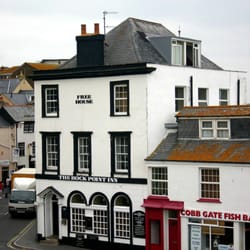 Rock Point Inn