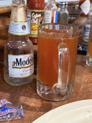 Captain Tom's by null