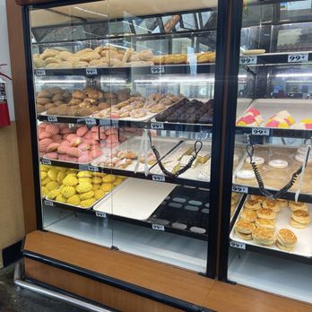 Vallarta Supermarkets - Pan Dulce - Grocery Near Me - Whittier, California Vallarta Supermarkets - Pan Dulce - Grocery Near Me - Whittier, California