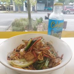 Seafood special noodles