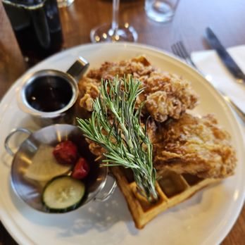 Toast to Coast Brunch Bar - Chicken and waffles - Breakfast & Brunch Near Me - Richmond, British Columbia Toast to Coast Brunch Bar - Chicken and waffles - Breakfast & Brunch Near Me - Richmond, British Columbia