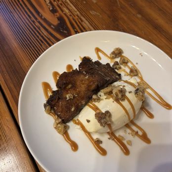 Radiator Whiskey - Bread pudding - New American Near Me - Seattle, Washington
