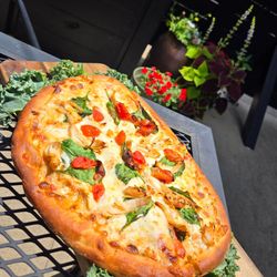 Kavel's Restaurant & Venue - Weekend feature Tuscan pizza