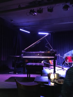 BLU Jazz+ by null