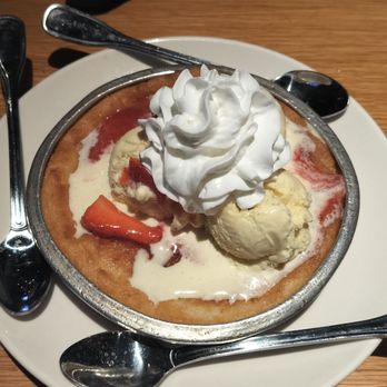 BJ's Restaurant & Brewhouse - Pizookie strawberry shortcake - Breweries Near Me - Las Vegas, Nevada BJ's Restaurant & Brewhouse - Pizookie strawberry shortcake - Breweries Near Me - Las Vegas, Nevada