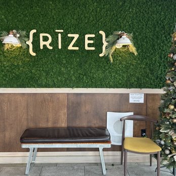 Rize Carmel - Interior - Breakfast & Brunch Near Me - Carmel, Indiana