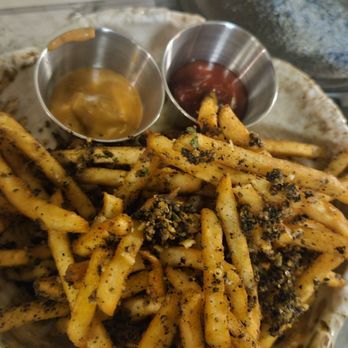 Space Cowboy - Frites - Cocktail Bars Near Me - Austin, Texas