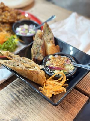 Khao Nom - ร้านข้าวหนม by null