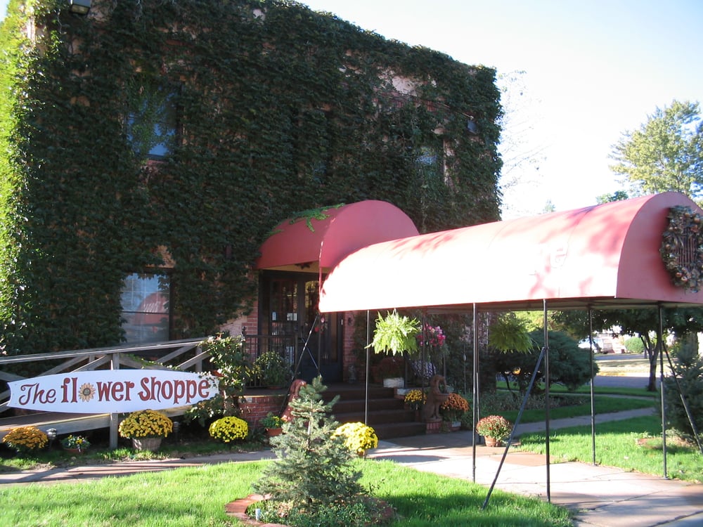 THE FLOWER SHOPPE Updated July 2024 201 E 4th St, Pratt, Kansas