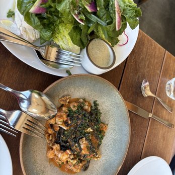 Farmshop - Fig Salad and shrimp pasta - Breakfast & Brunch Near Me - Larkspur, California Farmshop - Fig Salad and shrimp pasta - Breakfast & Brunch Near Me - Larkspur, California