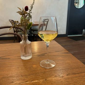 Elvie’s - $18 glass of wine really??? House ?? Yes - Breakfast & Brunch Near Me - Jackson, Mississippi