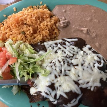 Las Pichanchas Cafe - Chicken Enchiladas Mole - Mexican Near Me - Schertz, Texas Las Pichanchas Cafe - Chicken Enchiladas Mole - Mexican Near Me - Schertz, Texas