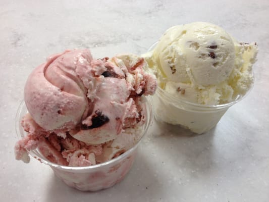 Duffer's Restaurant & Old Fashioned Ice Cream Parlor by null