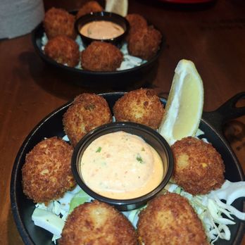 Bubba Gump Shrimp - 2 sides hush puppies - Seafood Near Me - Bloomington, Minnesota Bubba Gump Shrimp - 2 sides hush puppies - Seafood Near Me - Bloomington, Minnesota