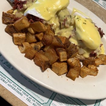 The Post Restaurant - Hash benne. - Breakfast & Brunch Near Me - Concord, New Hampshire