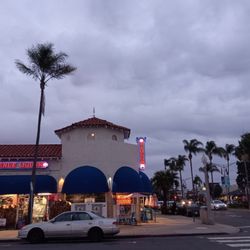 Avenue Subs