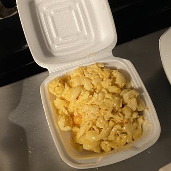 Preeti's PiTT - Mac 'n' Cheese - Bars Near Me - Pittsburgh, Pennsylvania