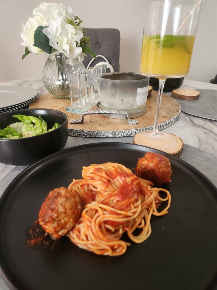 CROUTON’S Request a Quote Temple City, California Pet Sitting