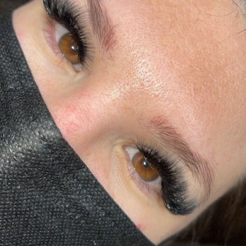 DeLush Beauty Lounge - Volume Cat Eye lash extensions by Janet - Skin Care Near Me - Hermosa Beach, California DeLush Beauty Lounge - Volume Cat Eye lash extensions by Janet - Skin Care Near Me - Hermosa Beach, California