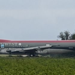 Laurinburg-Maxton Airport - Dead planes at Laurinburg Maxton Airport