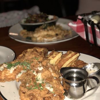 Moonshine Grill - Southern Near Me - Austin, Texas