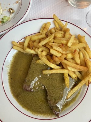 Le Relais de l'Entrecôte by null