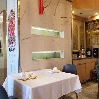 Gou Bu Li - Inside - Chinese Near Me - Richmond Hill, Ontario Gou Bu Li - Inside - Chinese Near Me - Richmond Hill, Ontario
