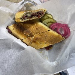 Sakman Deli - Ruben on the hero delicious